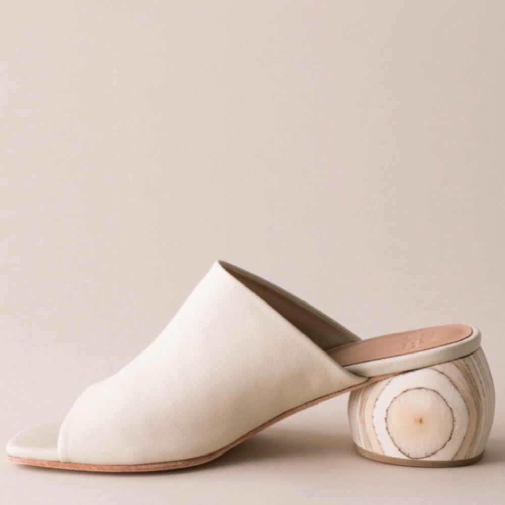 Huma Blanco Milla Mule 40